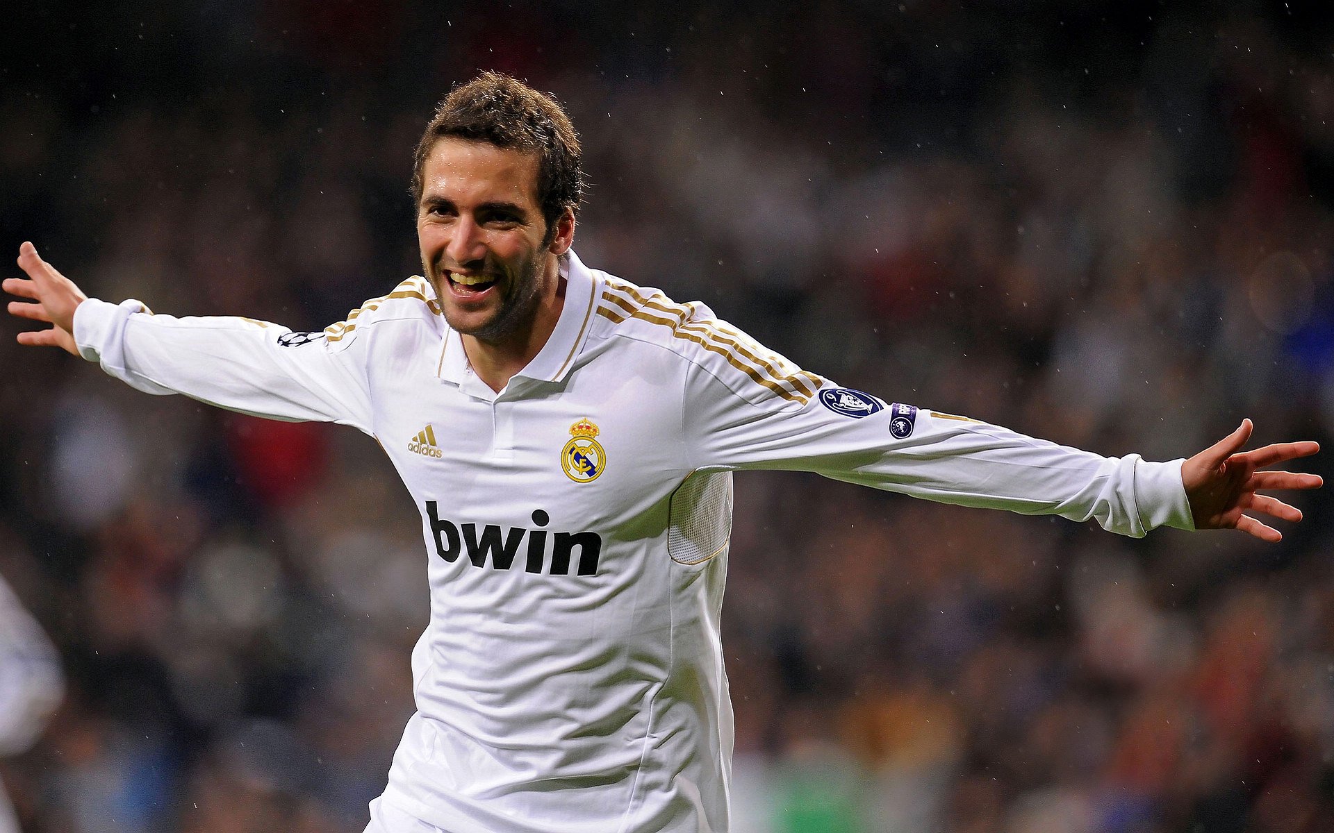 开云体育世界杯-佩德里教科书式掌控，莱比锡红牛鏖战土耳其背后的中场艺术